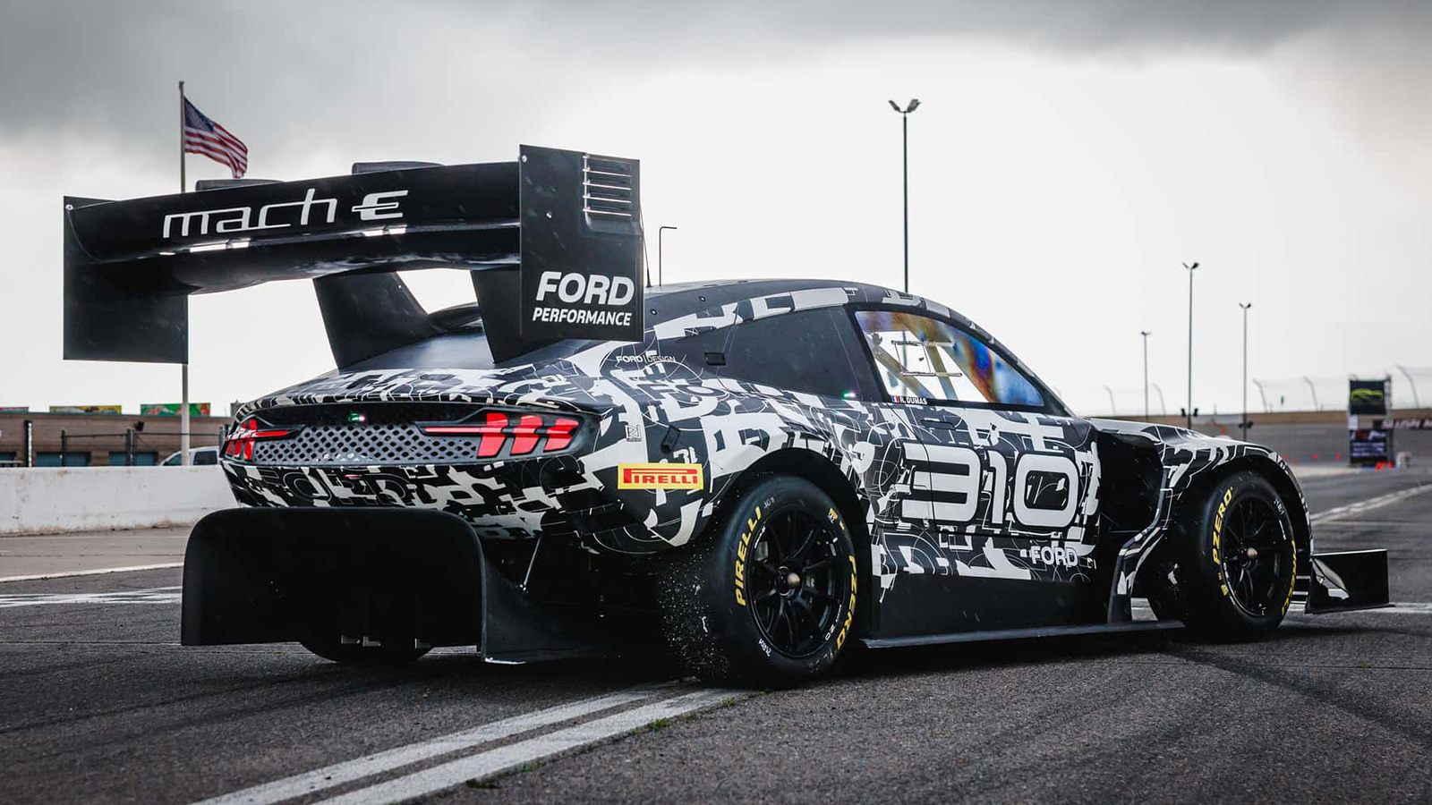 Ford: Μία Super... Mustang Mach-E είναι έτοιμη για το Pikes Peak 